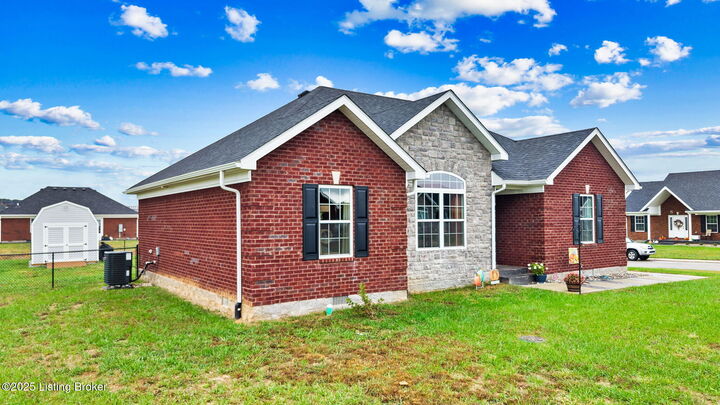 Property Photo: 113 Amarillo Ln KY 40013