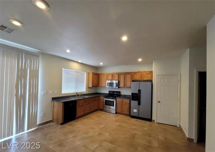 Property Photo:  2312 Scissortail Court  NV 89084 