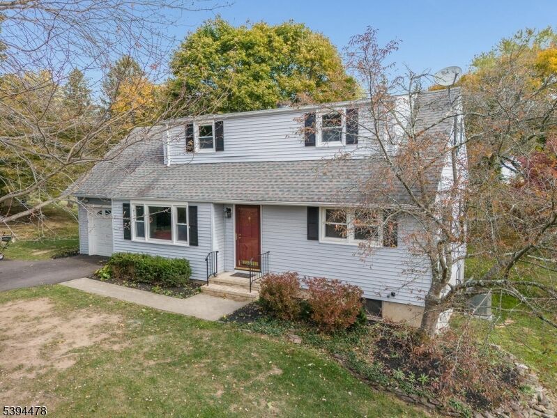 Property Photo:  18 Union Road  NJ 08809 