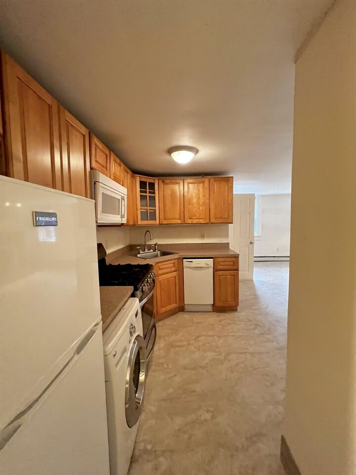 Property Photo:  613 Jersey Ave 1  NJ 07302 