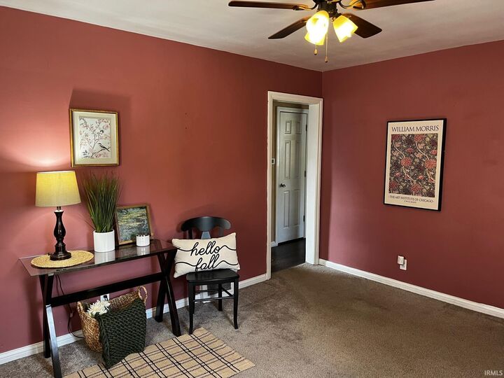 Property Photo:  1909 Southeast Boulevard  IN 47714