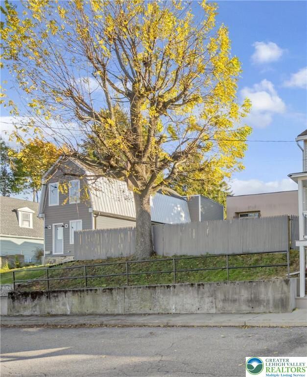 Property Photo:  305 E Wilkes Barre Street  PA 18042 