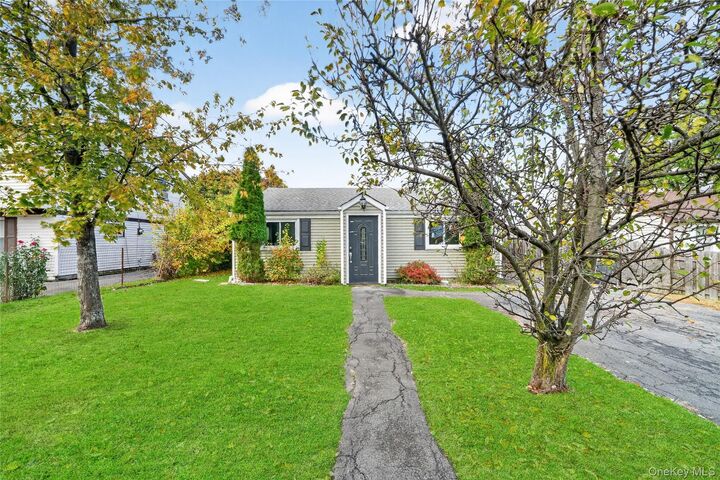 Property Photo:  7 N Wayne Avenue  NY 10993