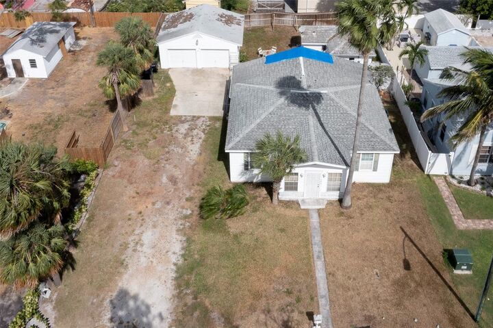 Property Photo:  309 72nd Avenue  FL 33706 