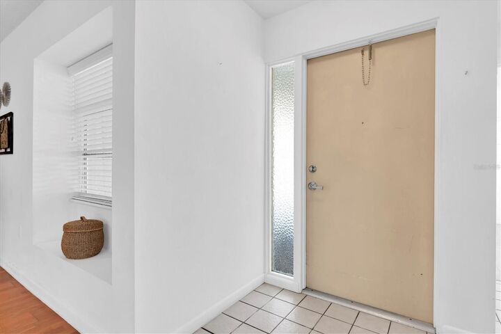 Property Photo:  3528 Silver Pine Court 89  FL 34231 
