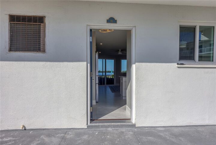 Property Photo:  769 John Ringling Boulevard 3  FL 34236