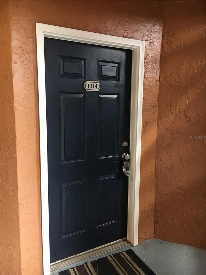 Property Photo:  5152 Conroy Road 1314  FL 32811 