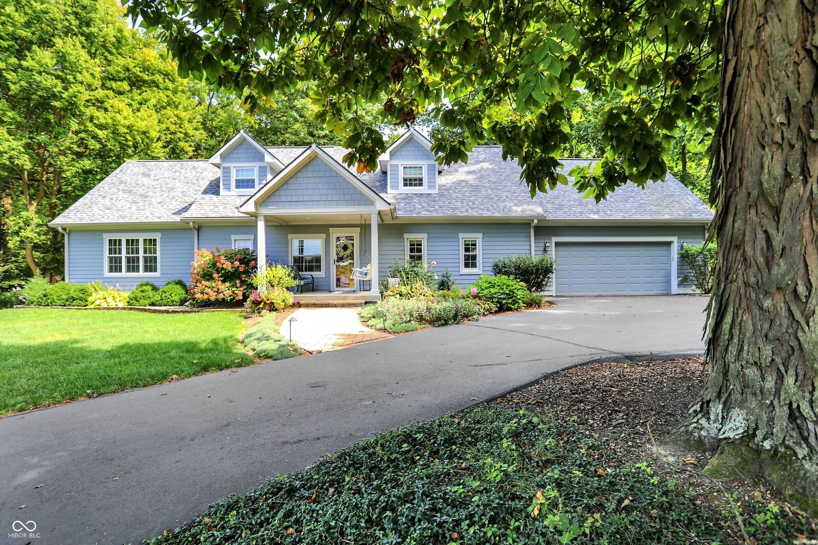 Property Photo: 4371 N Banta Road IN 46106