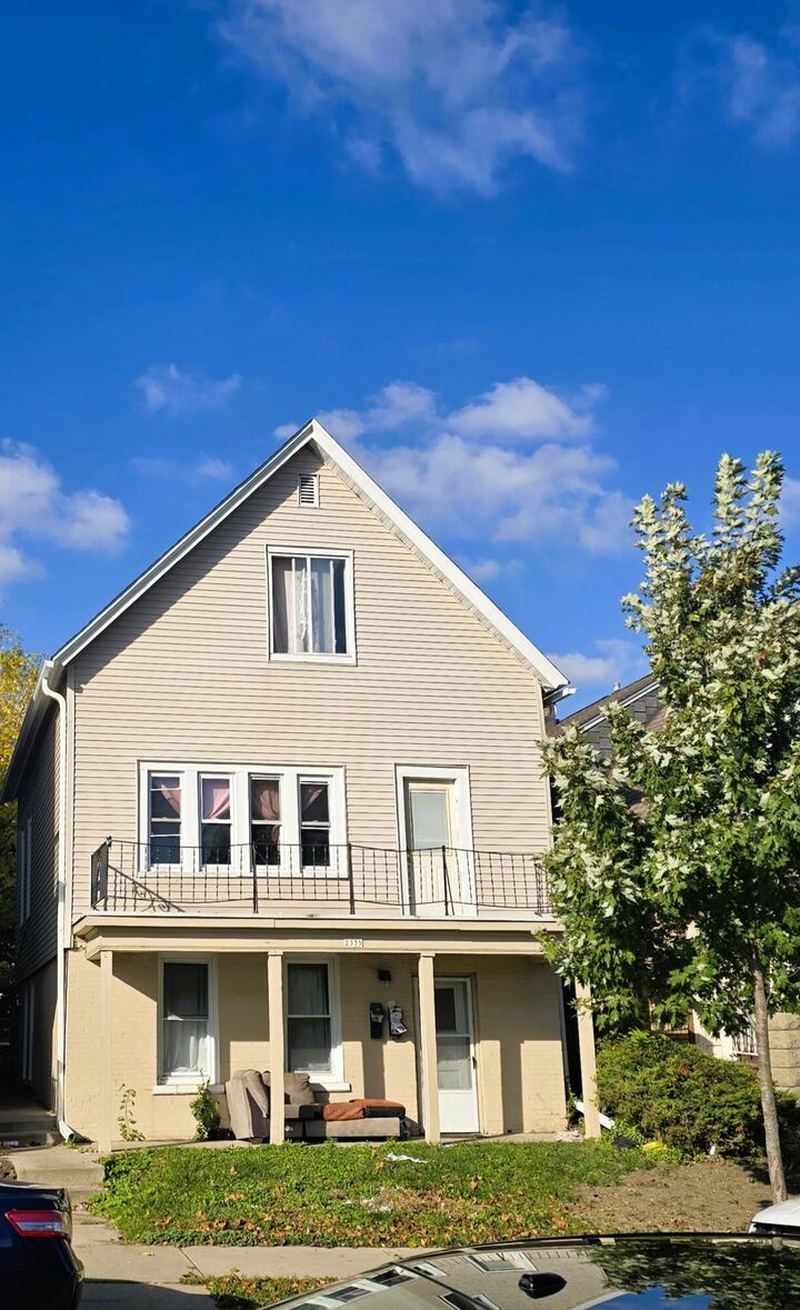 Property Photo: 2335 S 7th St WI 53215