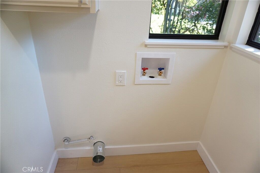 Property Photo: 3948 Pennsylvania Avenue CA 91214