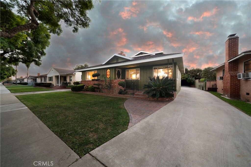 Property Photo:  6107 Faculty  CA 90712 