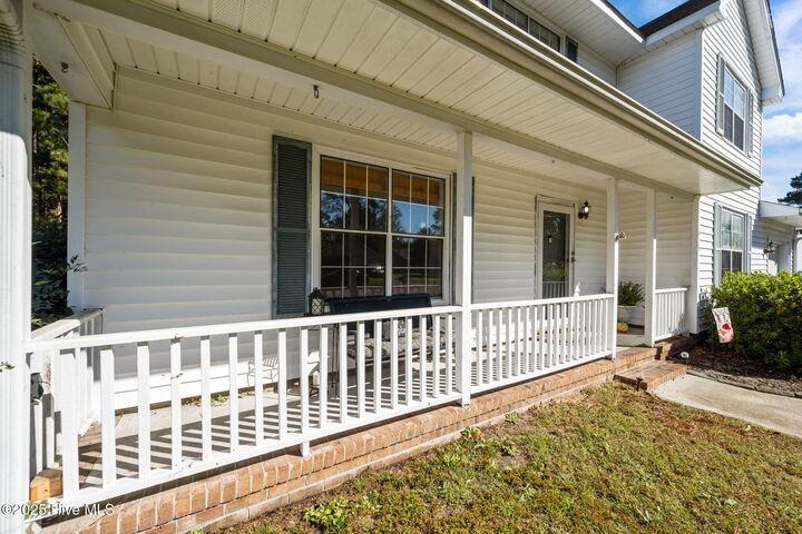 Property Photo:  615 Walden Place  NC 28546 