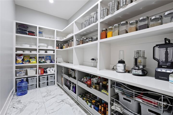 Property Photo:  208 Wood Haven Court  GA 31322 