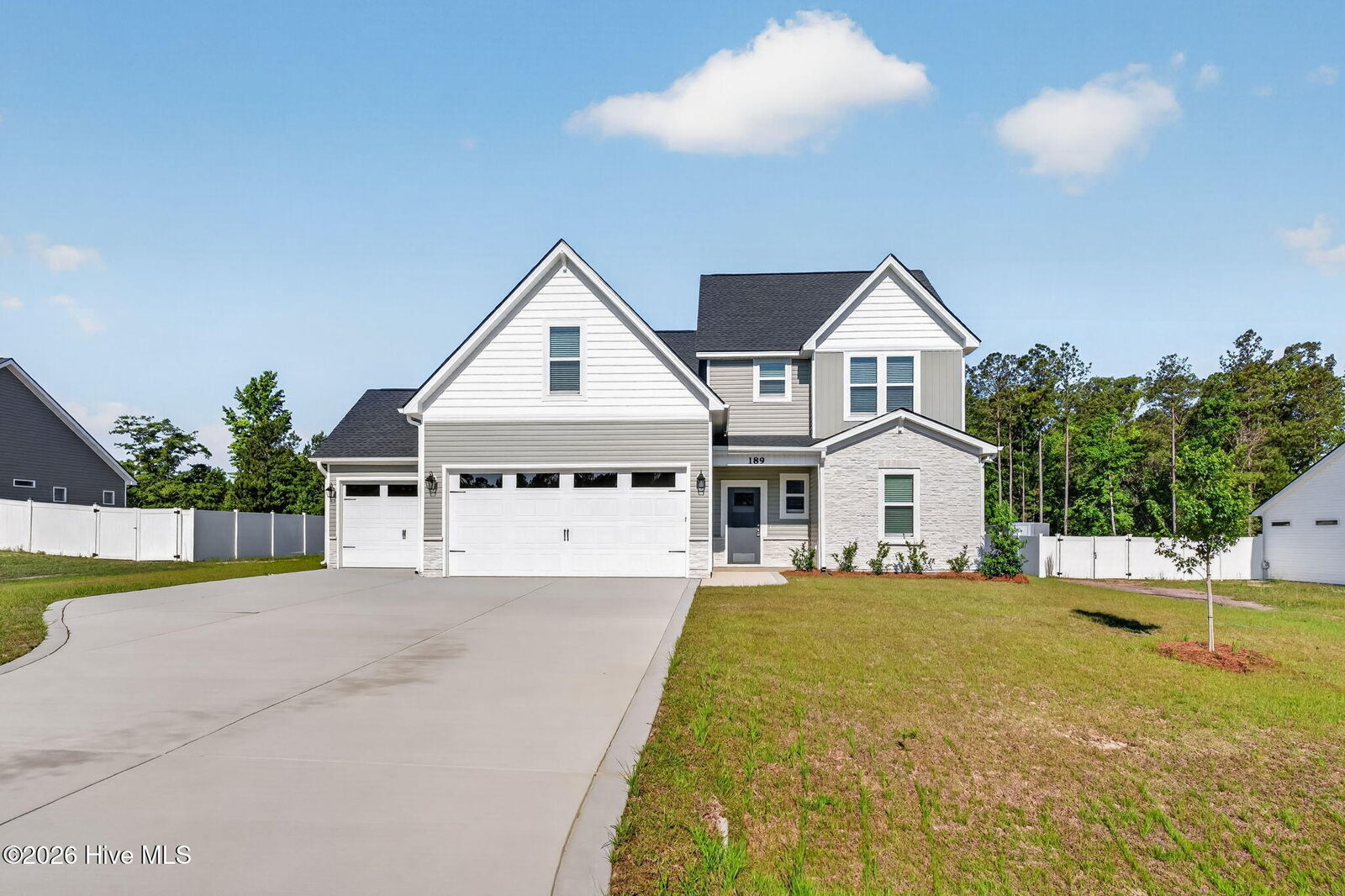 Property Photo:  189 Thistle Court  NC 27332 
