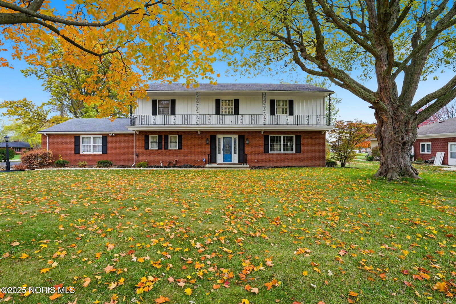 Property Photo:  1527 South Court  OH 45840 