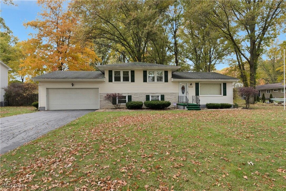 Property Photo: 6768 Colleen Drive OH 44512