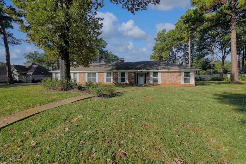 Property Photo: 2209 Mitze Lane TX 75803