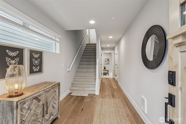 Property Photo: 18 160th Place SE WA 98012