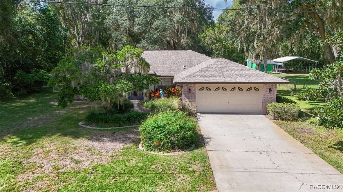 Property Photo:  2436 S Zellner Drive  FL 34450 