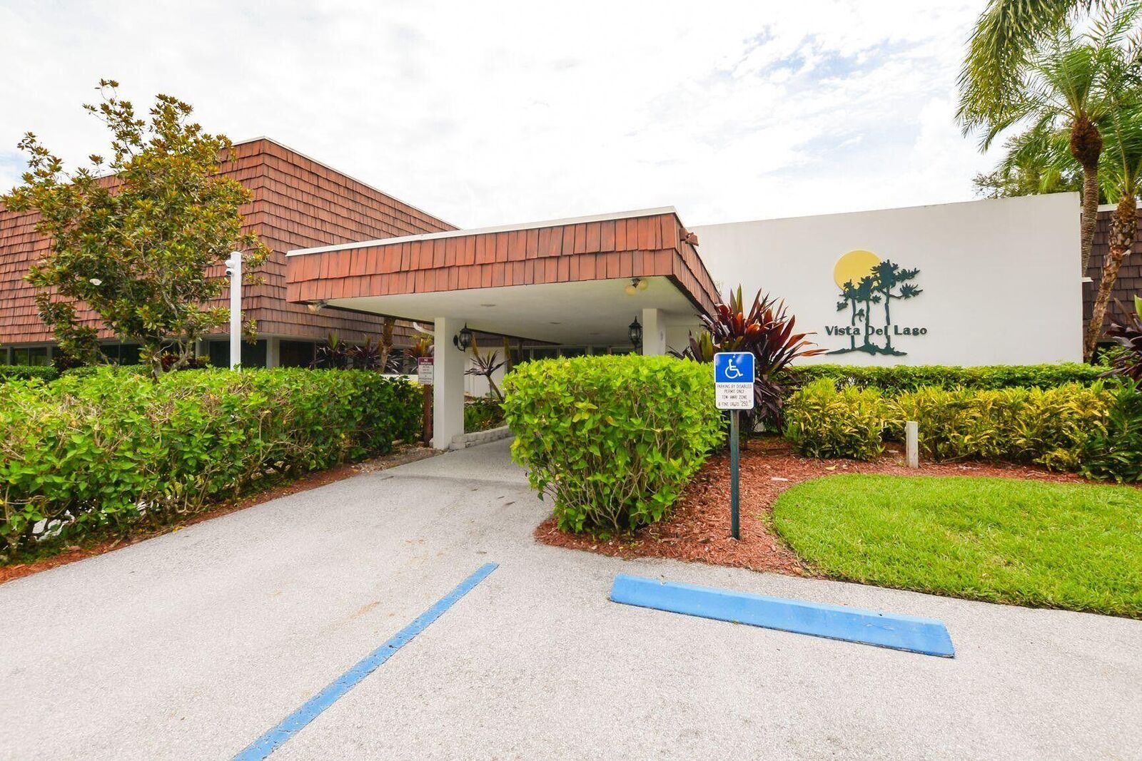 Property Photo:  1225 NW 21st Street 3-311  FL 34994 
