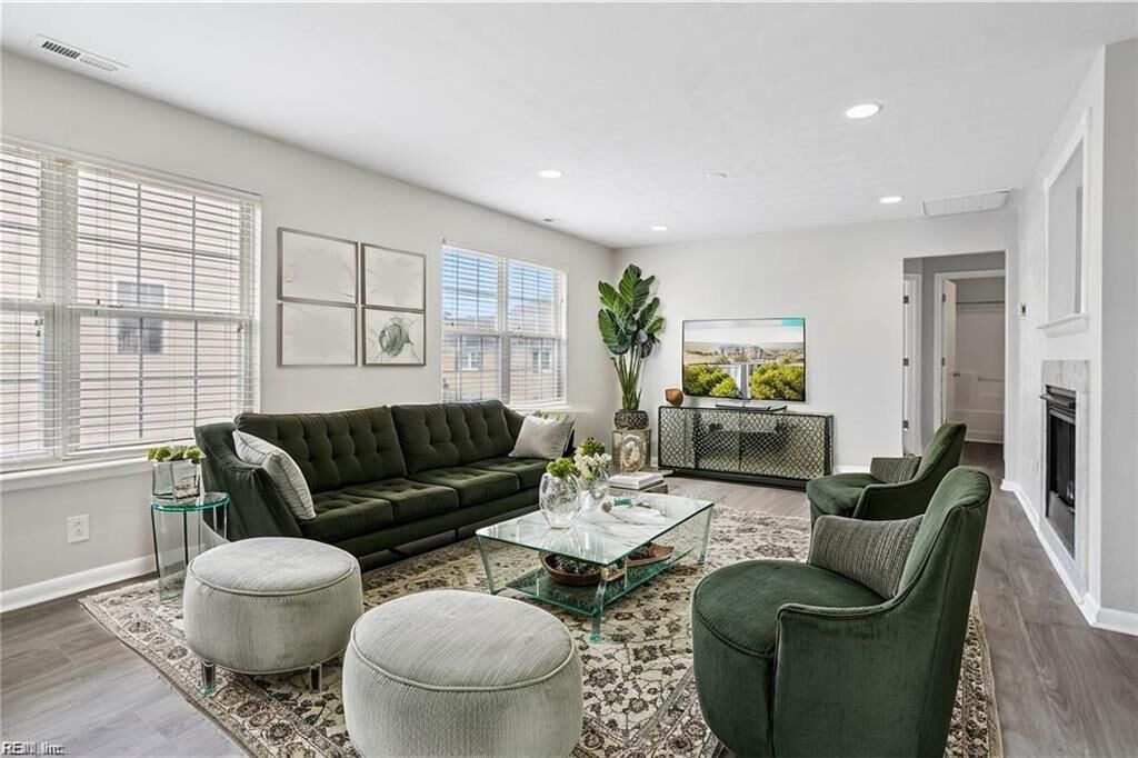 Property Photo: 504 Norfolk Ave VA 23451