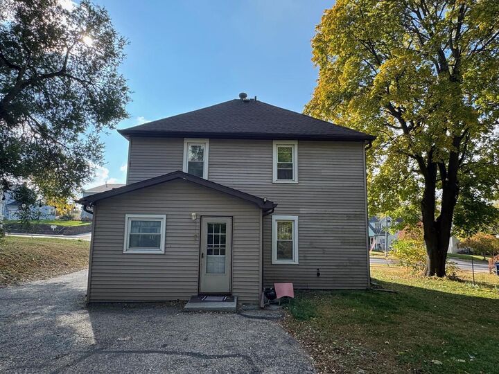 Property Photo:  1125 East Racine Street  WI 53545 