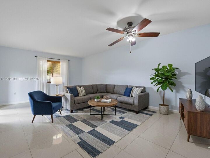 Property Photo:  6060 Forest Hill Blvd 103  FL 33415 