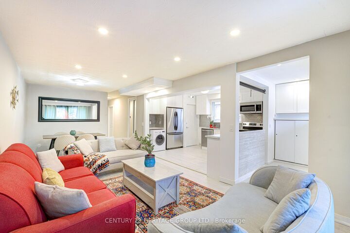 Property Photo: 82 Harrison Drive ON L3Y 4P4