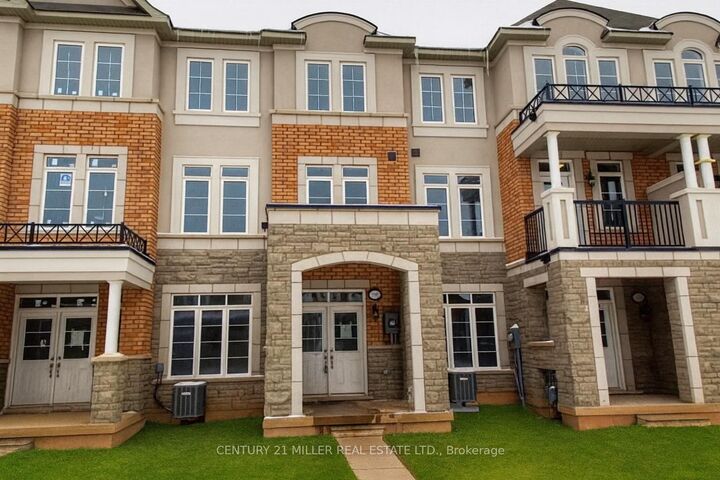 3092 Eberly Woods Drive  Oakville ON L6M 0T7 photo