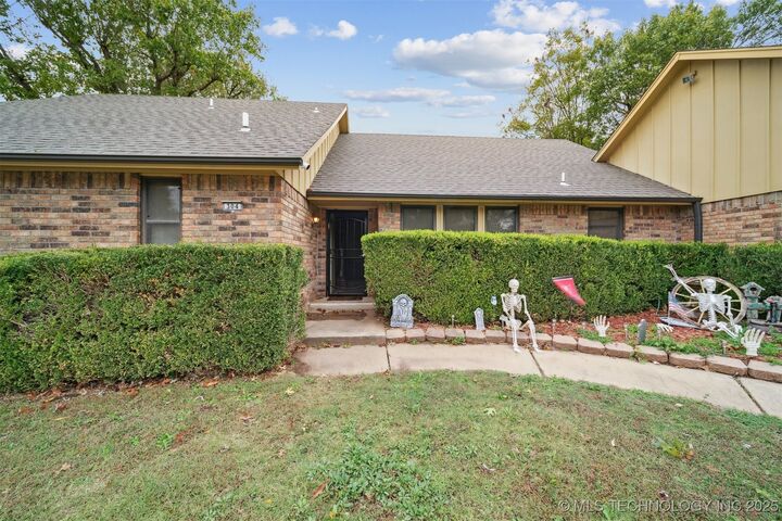 Property Photo:  29547 E 155th Street  OK 74429 