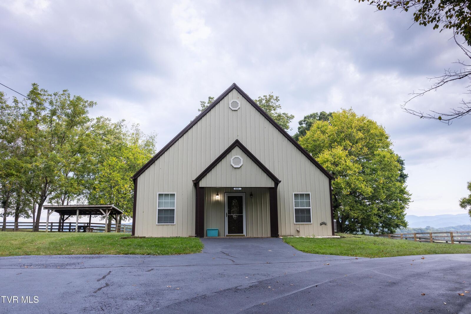 Property Photo:  2153 Old State Route 34  TN 37681 