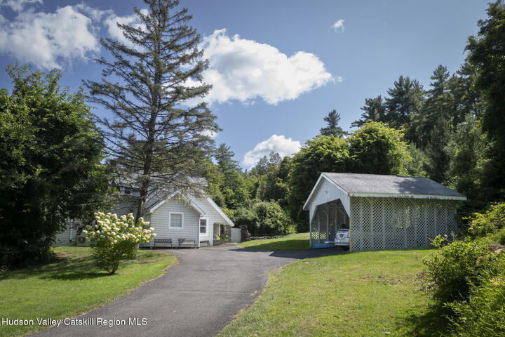 Property Photo:  63 Broadview  NY 12498