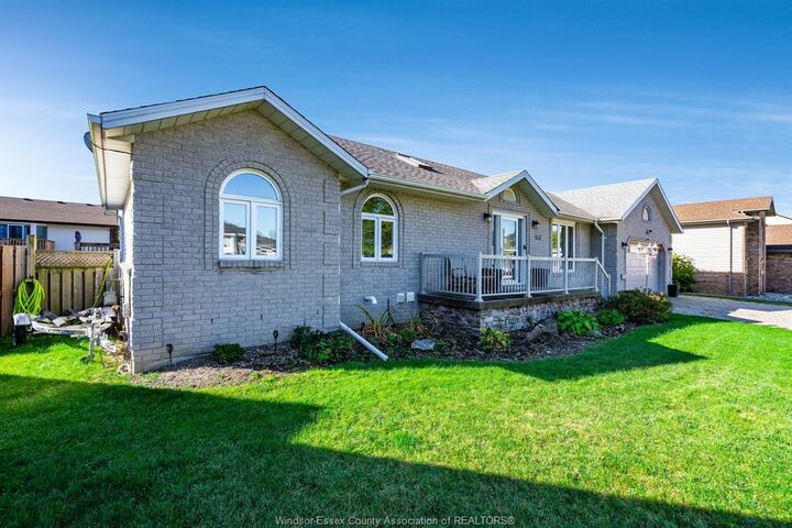 1631 Cherrywood Drive  Lakeshore ON N0R 1A0 photo