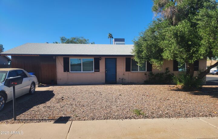 6426 S 47th Street  Phoenix AZ 85042 photo