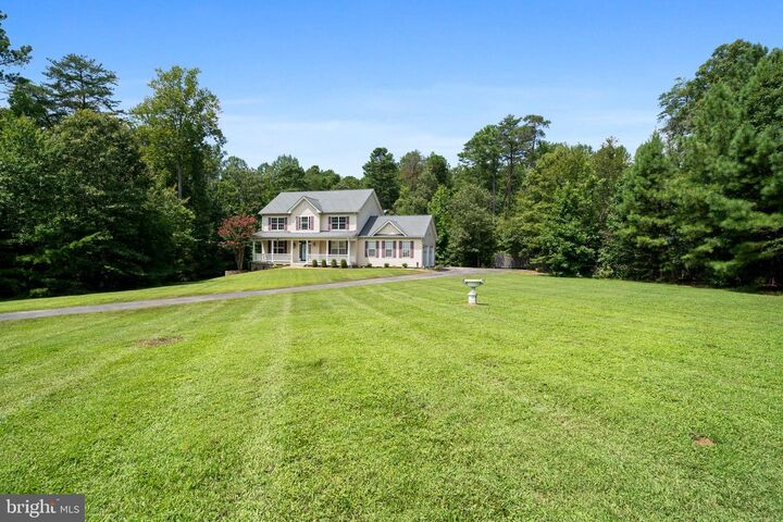 Property Photo: 14150 Jaydale Place MD 20637