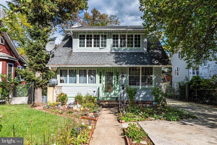 Property Photo:  2404 Poplar Drive  MD 21207 