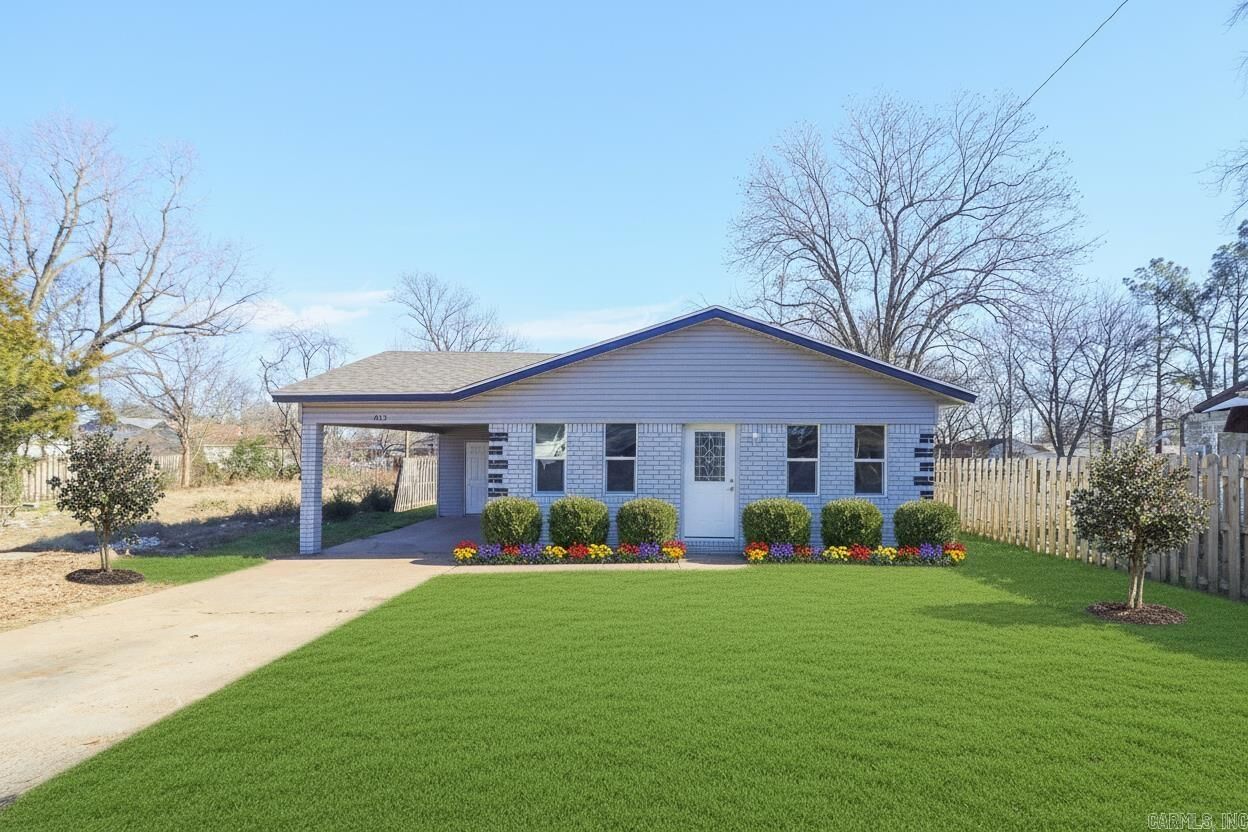 Property Photo:  412 Ellis Avenue  AR 72472-2131 