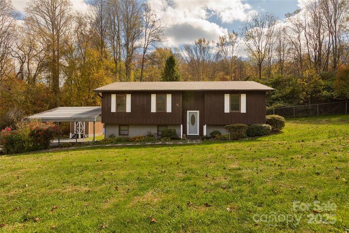 186 Brookshire Road  Leicester NC 28748 photo