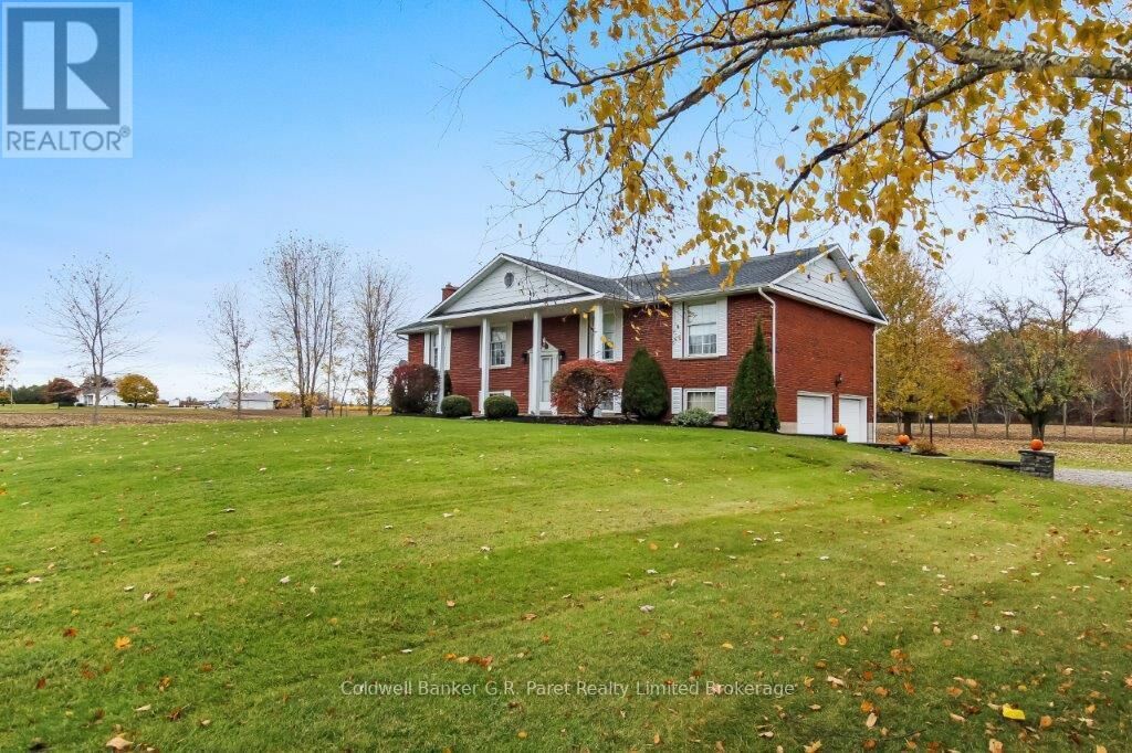 Property Photo: 591960 Oxford County Rd 13 ON N0J 1R0