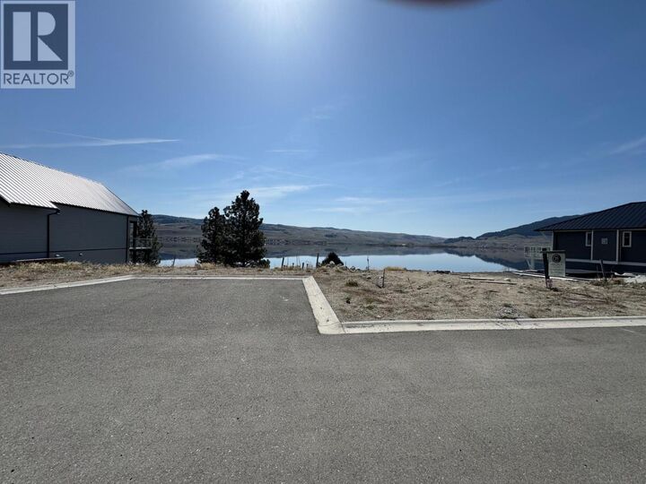 Photo de la propriété:  6528 Waterside Trail Sl.17  BC V1K 1A0 