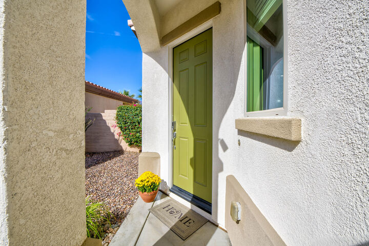 Property Photo:  39145 Camino Novena  CA 92203 