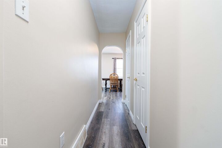 Property Photo:  19 Lowe Avenue  AB T8L 2K9 