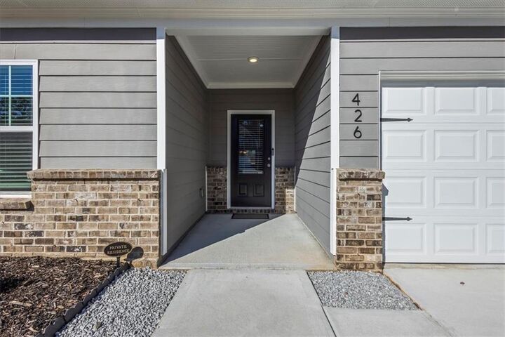 Property Photo: 426 Prescott Way GA 30180