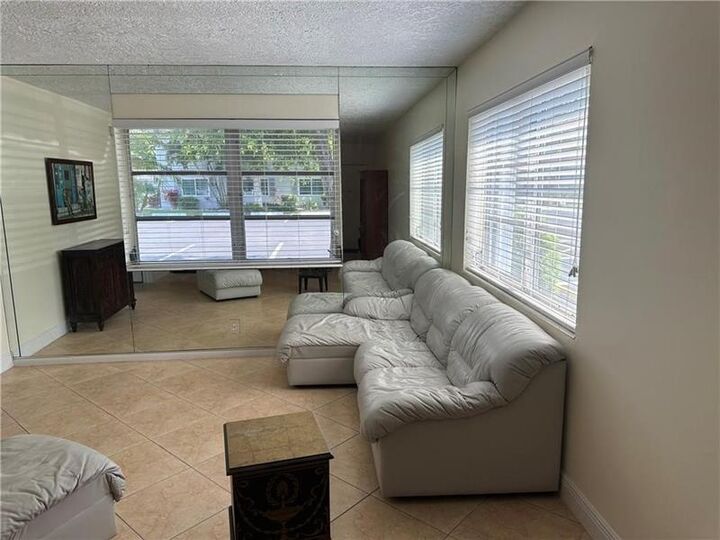Property Photo: 659 W Oakland Park Blvd 103 C FL 33311