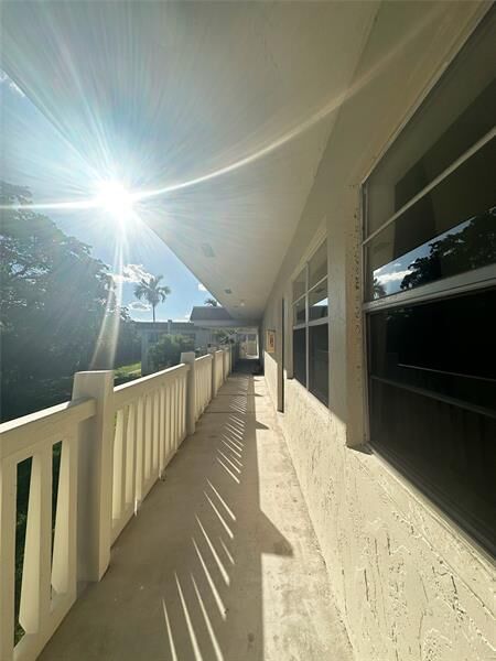 Property Photo: 4163 SW 67th Ave 211C FL 33314