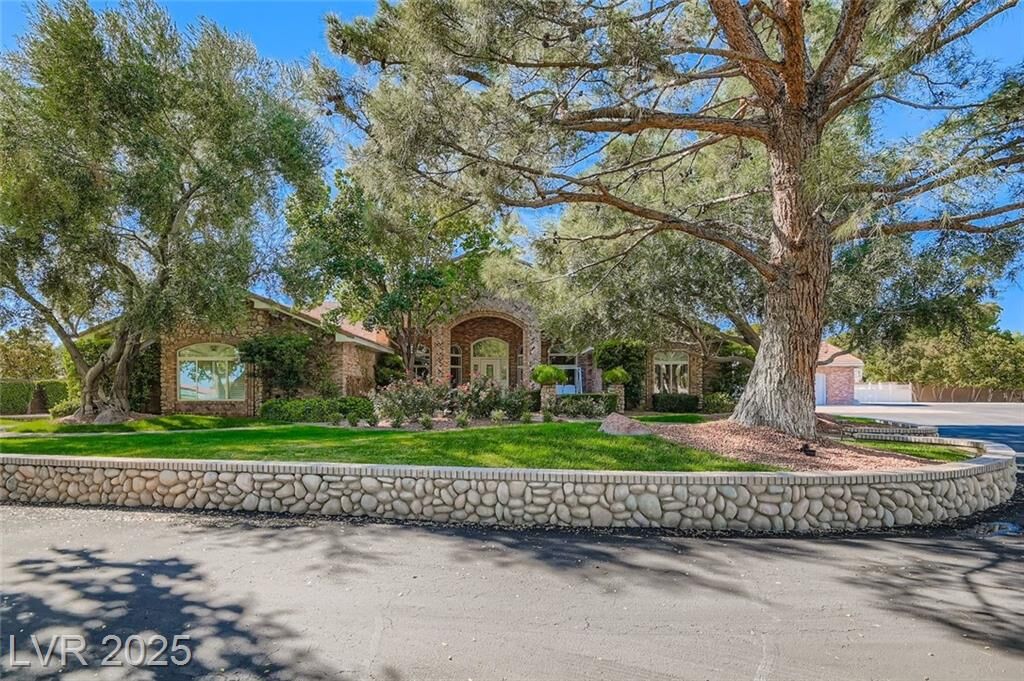 Property Photo:  6661 North Rainbow Boulevard  NV 89131 