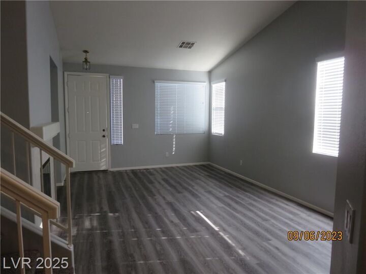 Property Photo: 989 Veranda View Avenue NV 89123