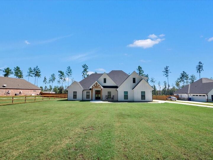 Property Photo:  387 Cc Road  TX 75941 