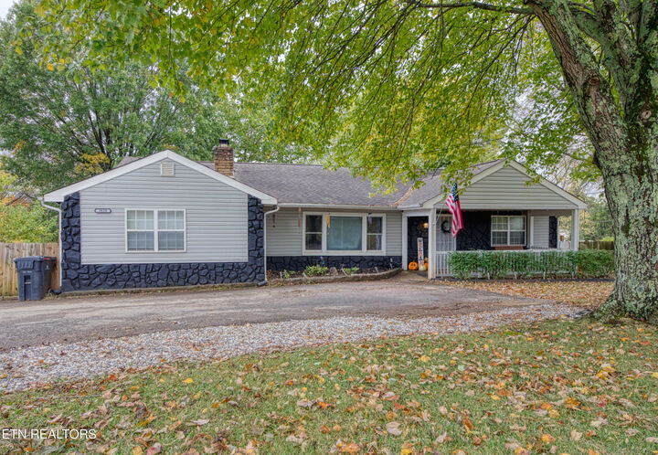 Property Photo: 3810 Buffat Mill Rd TN 37914