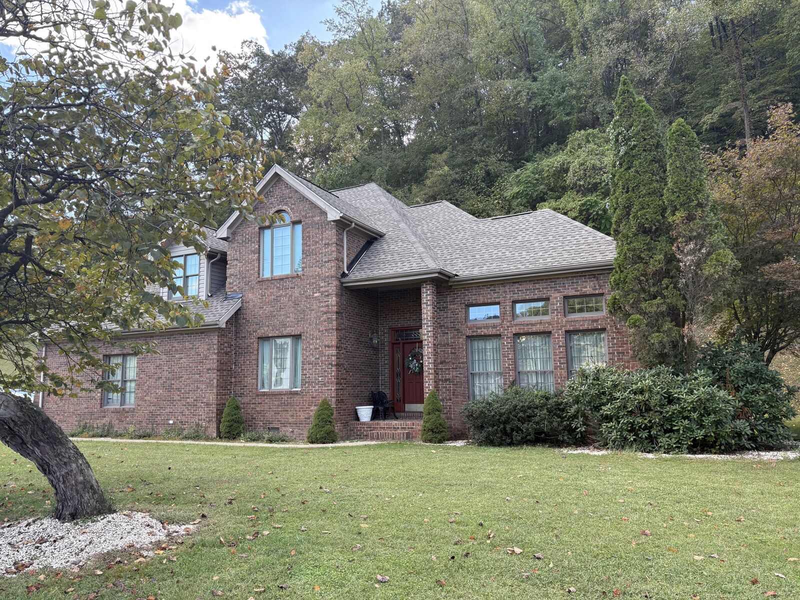 Property Photo:  194 Meadowview Lane  KY 41501 